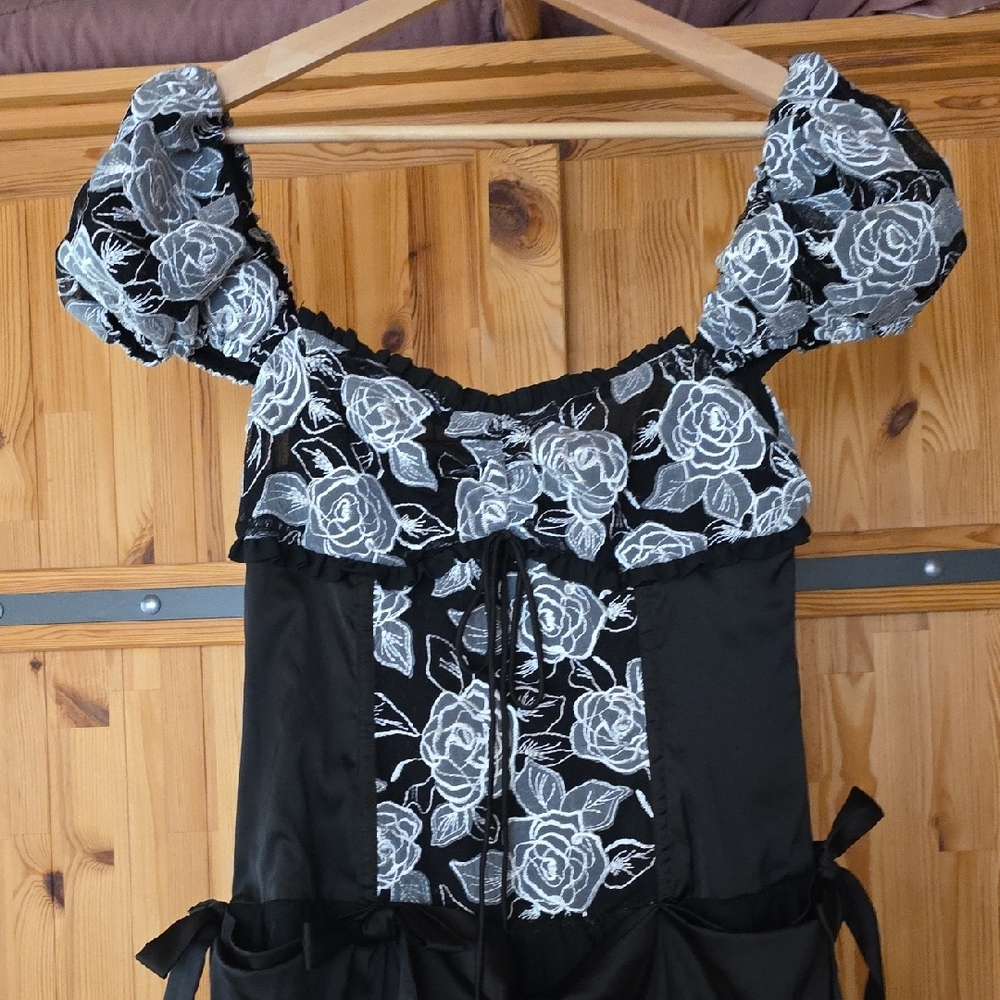 NWT FOR LOVE AND LEMONS HADLEE EMBROIDERED CORSET MINI DRESS SIZE S - Picture 2 of 6